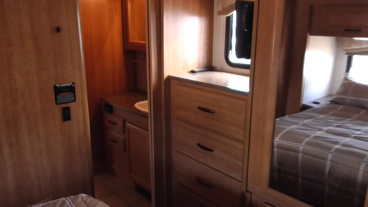 2010 Fleetwood Bounder Classic 30T Class A Motorhome at Nelson RV in Tucson AZ