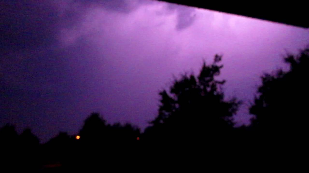 Electrifying thunderstorm 26th August 2016 (UK, Kent) (RAW footage)