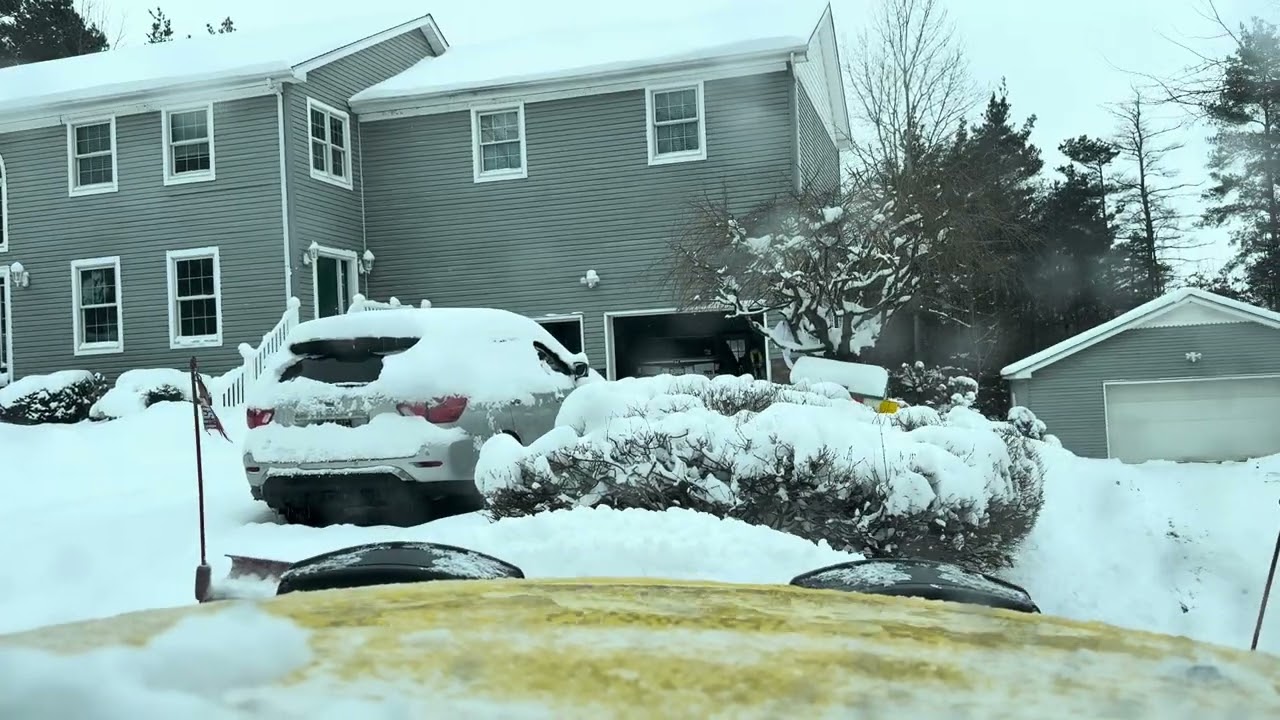 Plowing a complex driveway and the ride to get there ￼