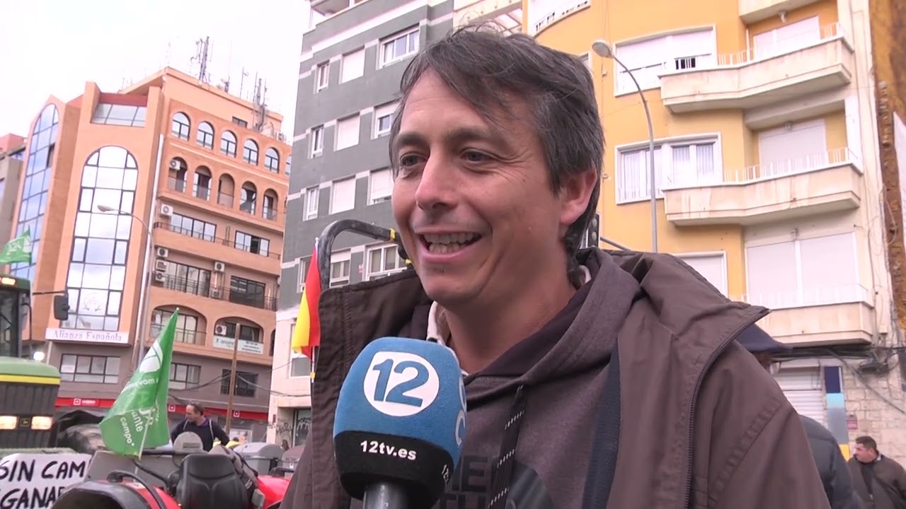 LOS TRACTORES TOMAN ALICANTE