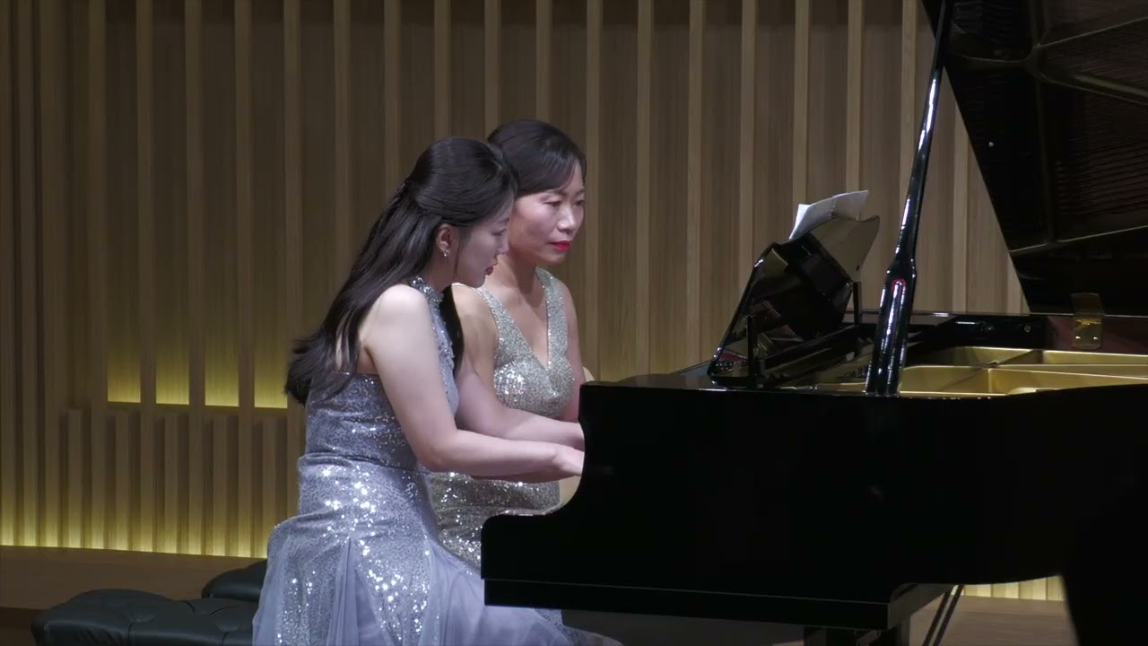 Petite Suite for piano 4hands_III. Menuet_1st 문미정, 2nd 최은자_2025 에스루체 정기연주회