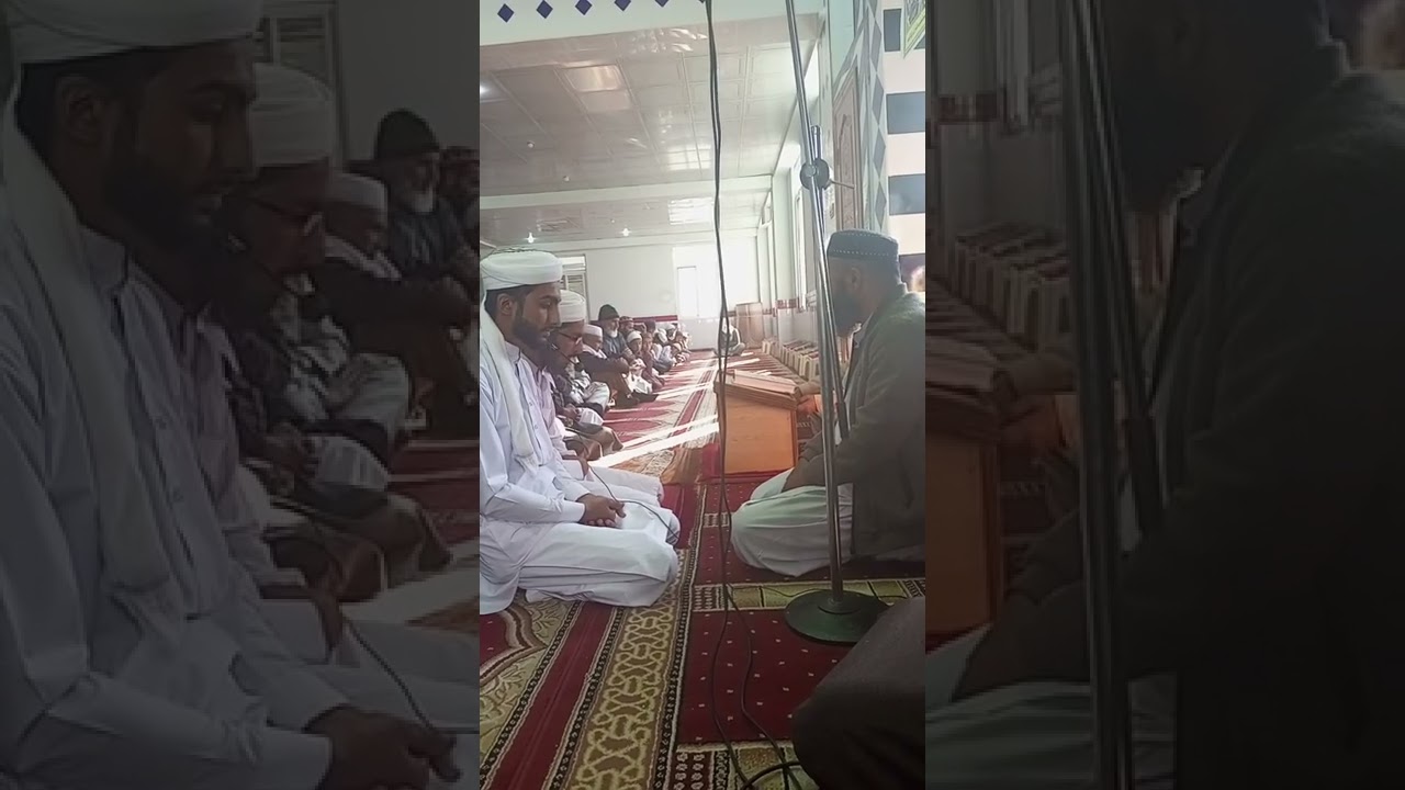 تقریب دستار فضیلت۔ جامعہ اسلامیہ راولاکوٹ کے خوش نصیب طالبعلم حافظ فہد اشرف آخری سبق سناتے ہوئے۔