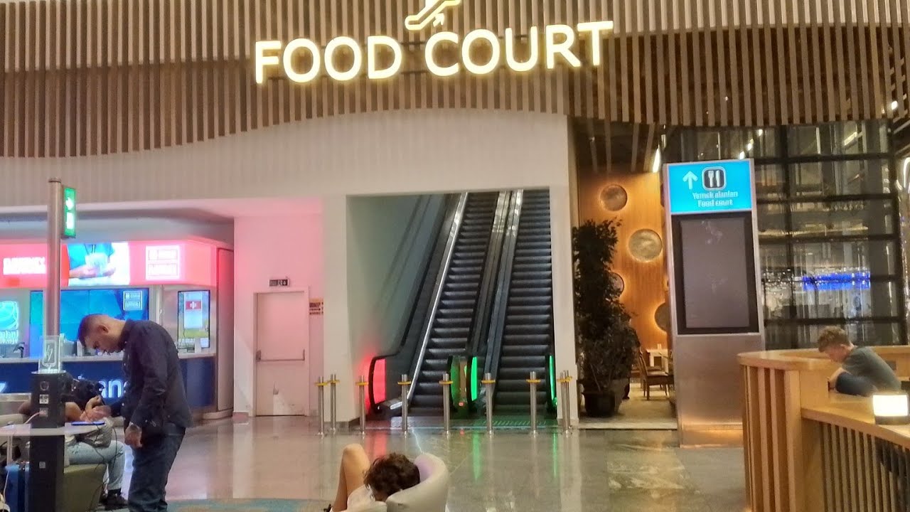 Free Foods For All Turkish Airlines Passengers In Istanbul Airport Food Court