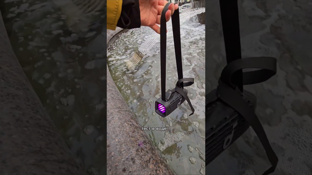 Колонка Soundcore Boom 3i: кидали в воду &mdash; не потонула!