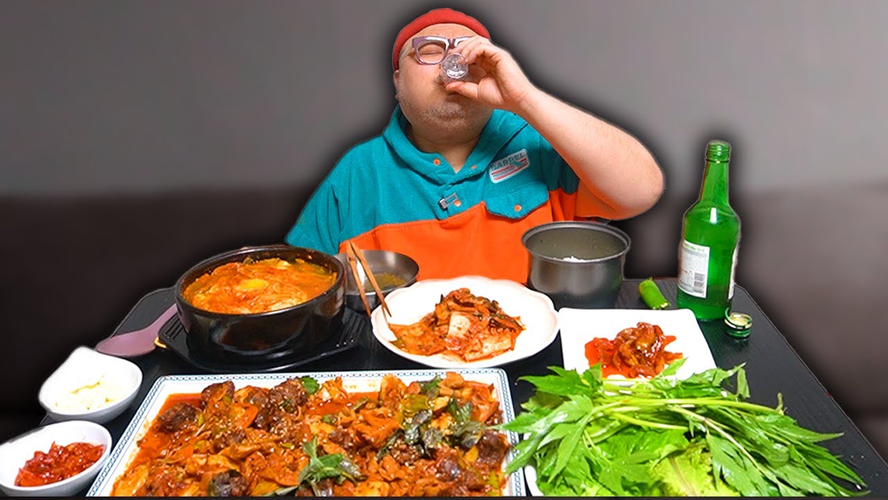 순두부찌개 + 순대볶음에 소주.. 행복 뭐 별거냐 한잔해~│Sundae Bokkeum, Sundubu Jjigae Mukbang Eatingshow