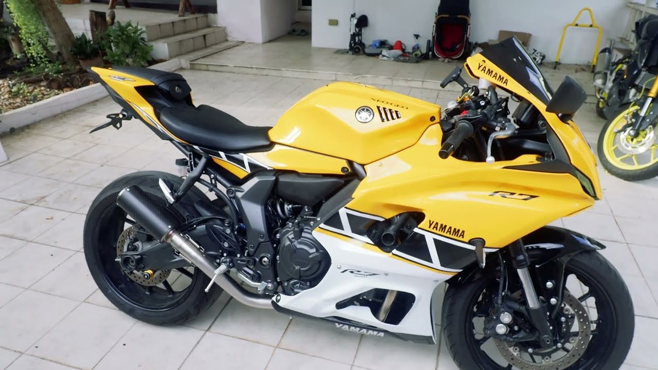 Full Titanium & Carbon Titan GP2 Exhaust -2022 Yamaha R7 - LOUD Sound Test & Under 4kgs!