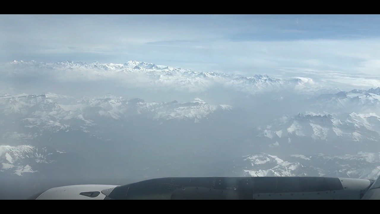 TP920 Takeoff and landing between Oporto and Zurich