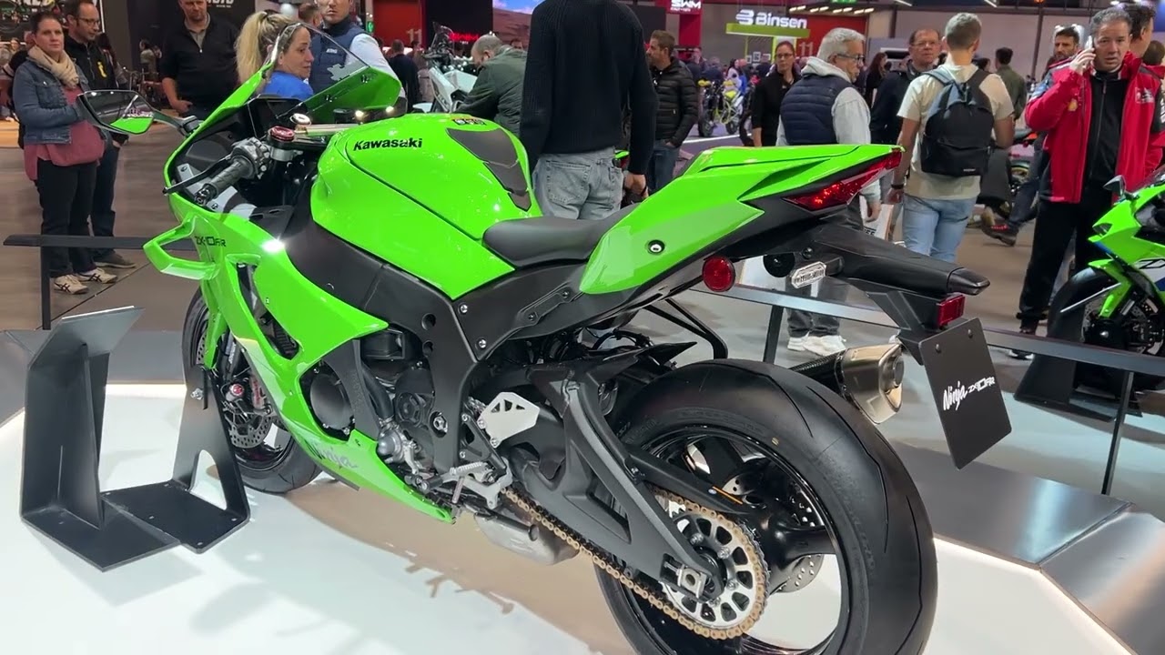 New Kawasaki Ninja ZX-10RR (2026) – Huge Winglets & 214 HP! | Specs & Walkaround EICMA