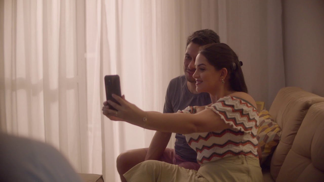 With the Osia® System, Gabriela can listen to people on both sides of her again