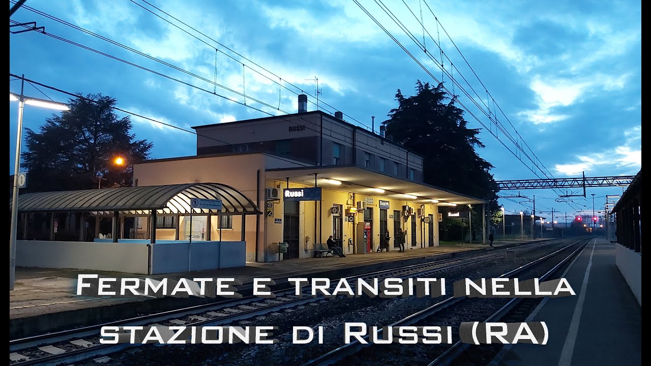 Fermate e transiti nella stazione di RUSSI (RA) [1080p/50fps]