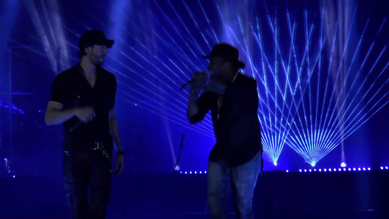 Enrique Iglesias with Descemer Bueno and Rotem Cohen  - 