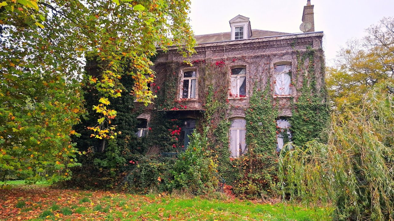 Zapomniana villa powoli zarasta ale mimo wszystko szokuje wnętrzem