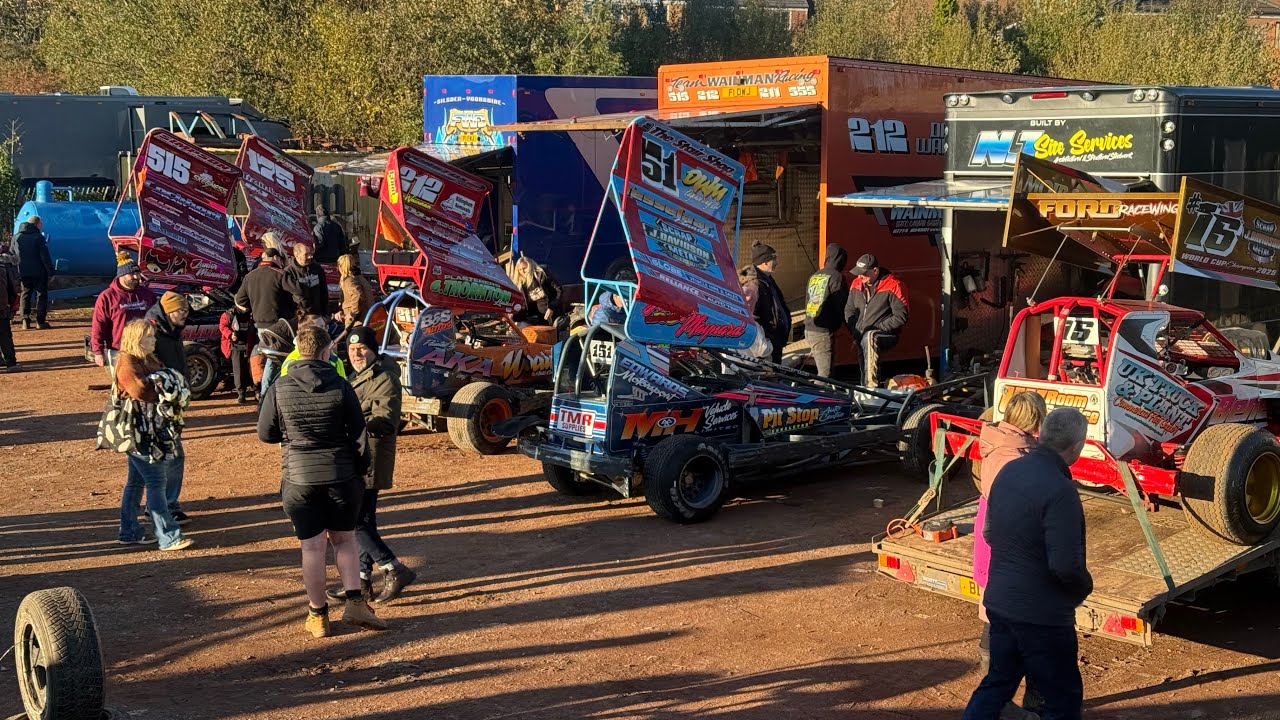 BRISCA F1  Stockcars (4k) Odsal stadium 25/10/25 What a drive by 217 in Gn 🏁