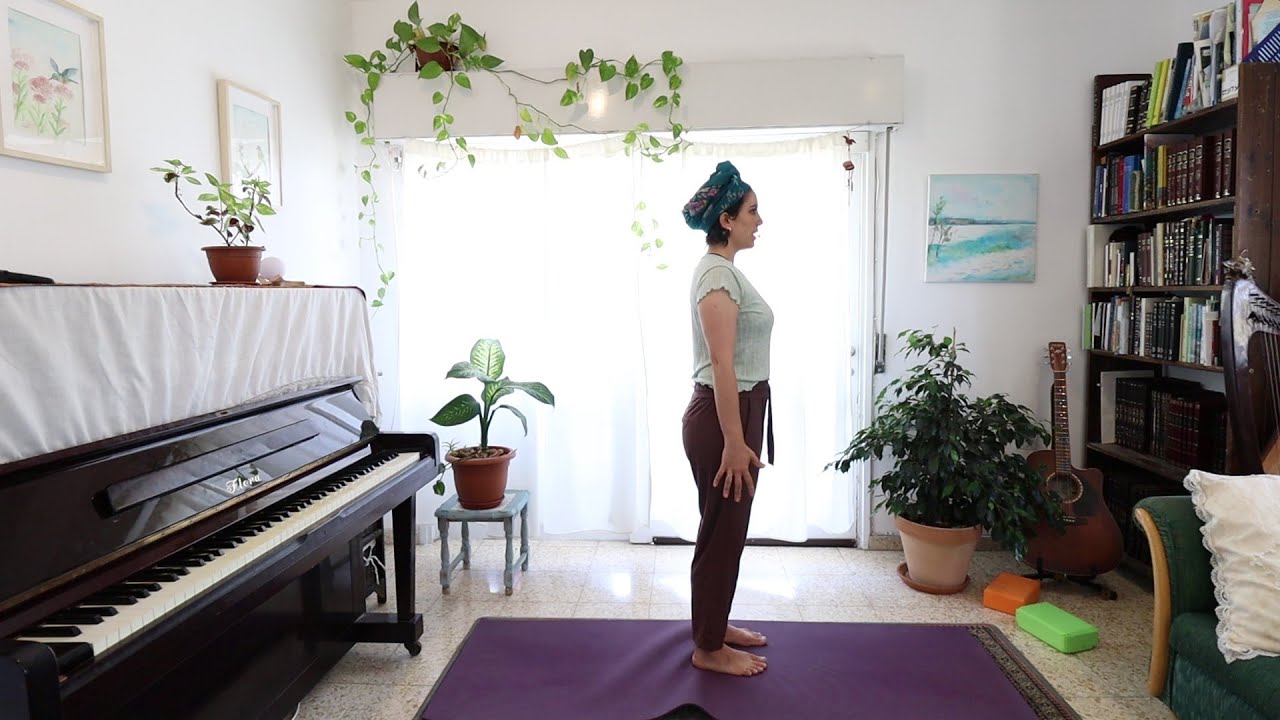 יציבה נכונה - תנוחת ההר (טדאסנה)