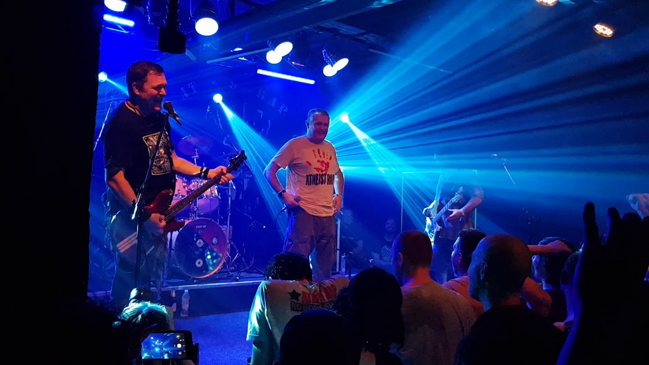 Atheist Rap - Bis + Car Core (live @ Vintage Industrial Bar)