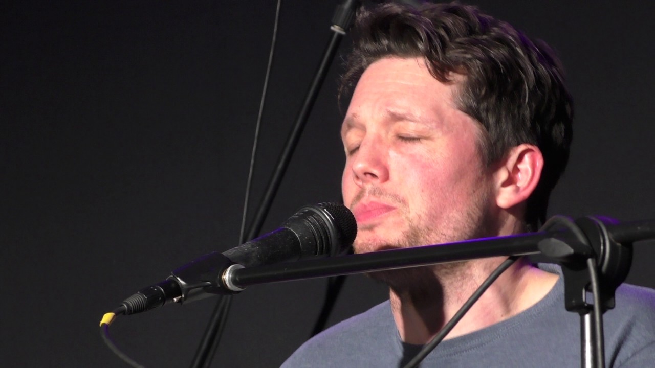 Aynsley Lister (solo acoustic) -  As The Crow Flies