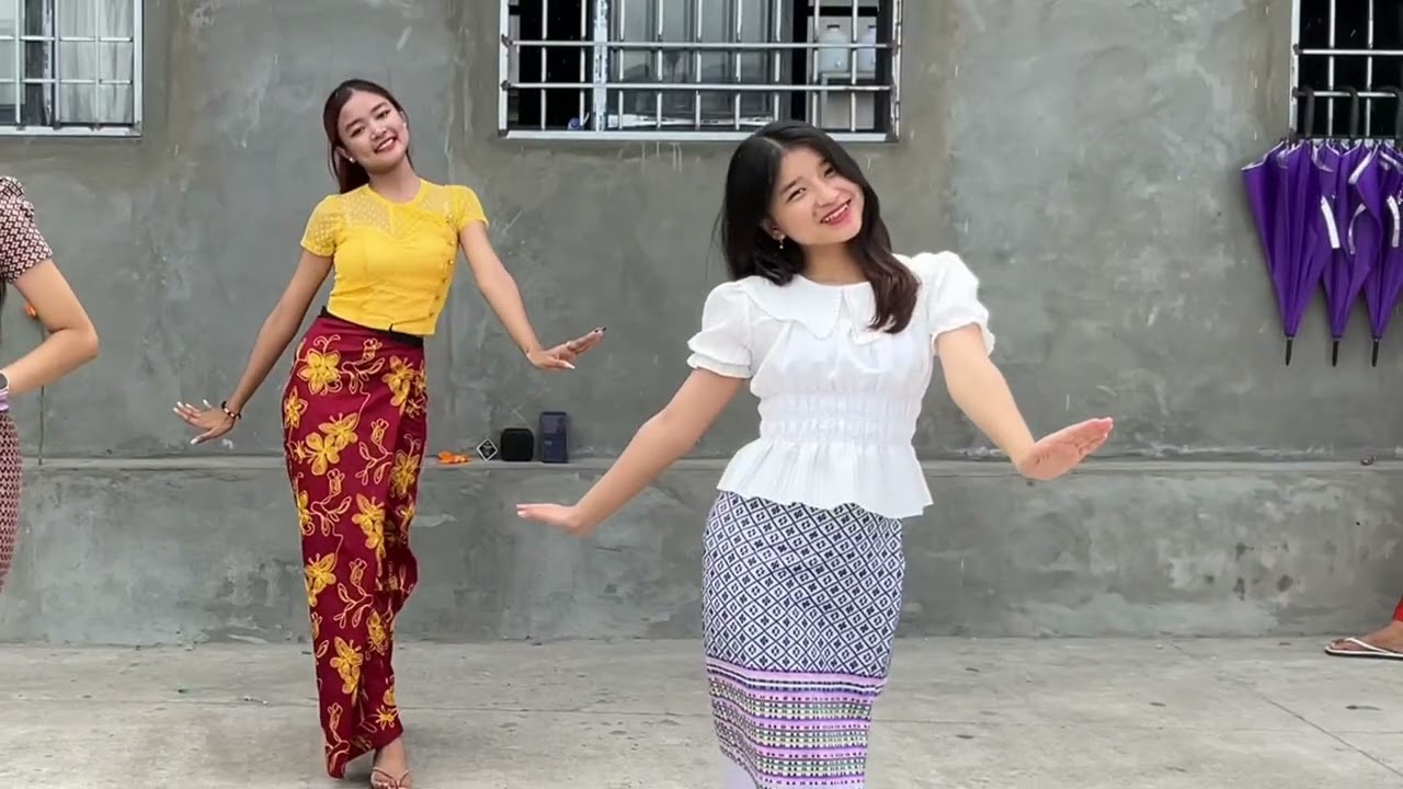 Yoe Yoe Kalay - Khet Khet Moe Oo [Cover dance] ချစ်ပါတယ်မောင့်ကို🤭💛