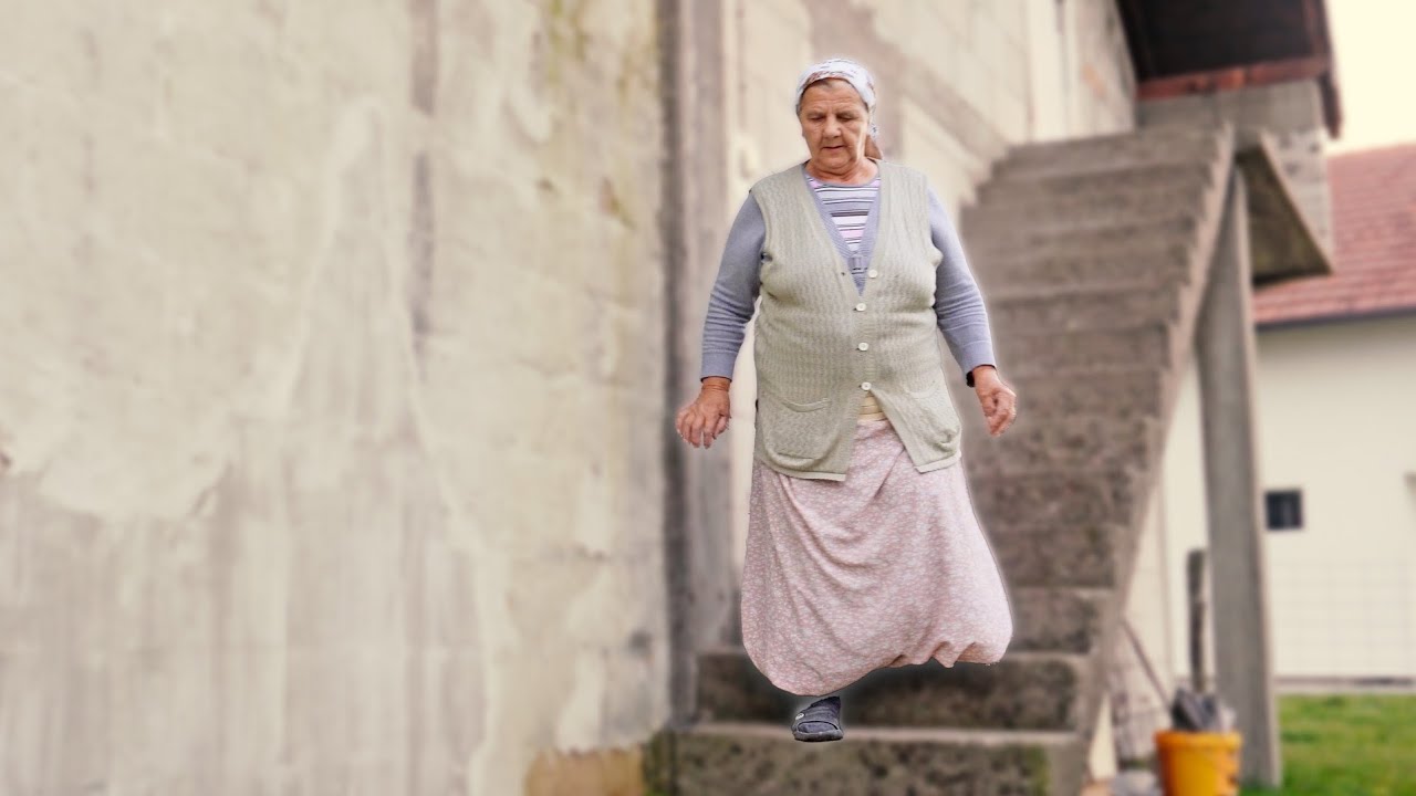 Dok je bila kod doktora, sprat kuće poplavio!