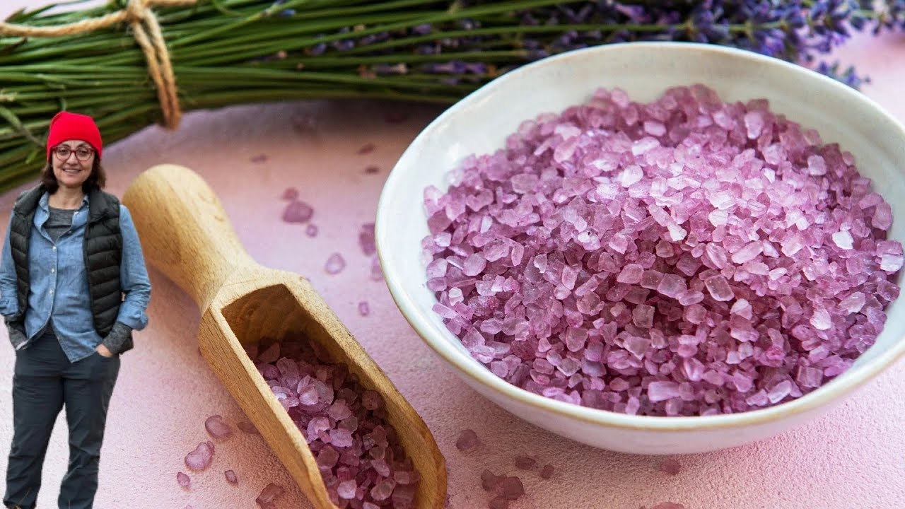 How to Make the Most Soothing Bath Soak