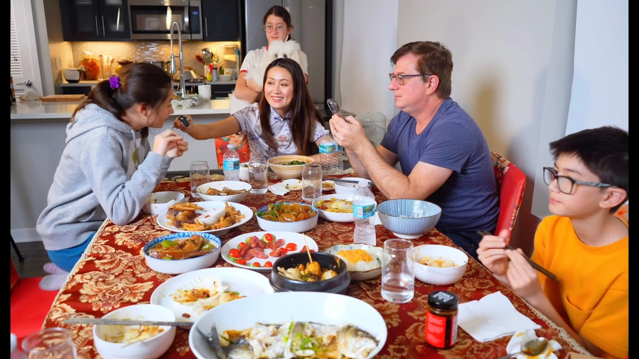 I Cooked a 10-Course Chinese New Year Feast... in ONE WOK?