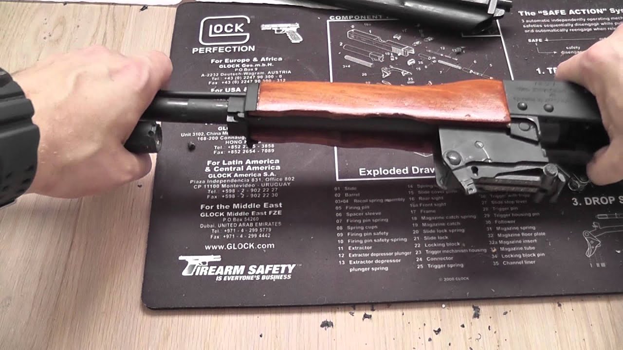 How to remove the AK 47 foregrip