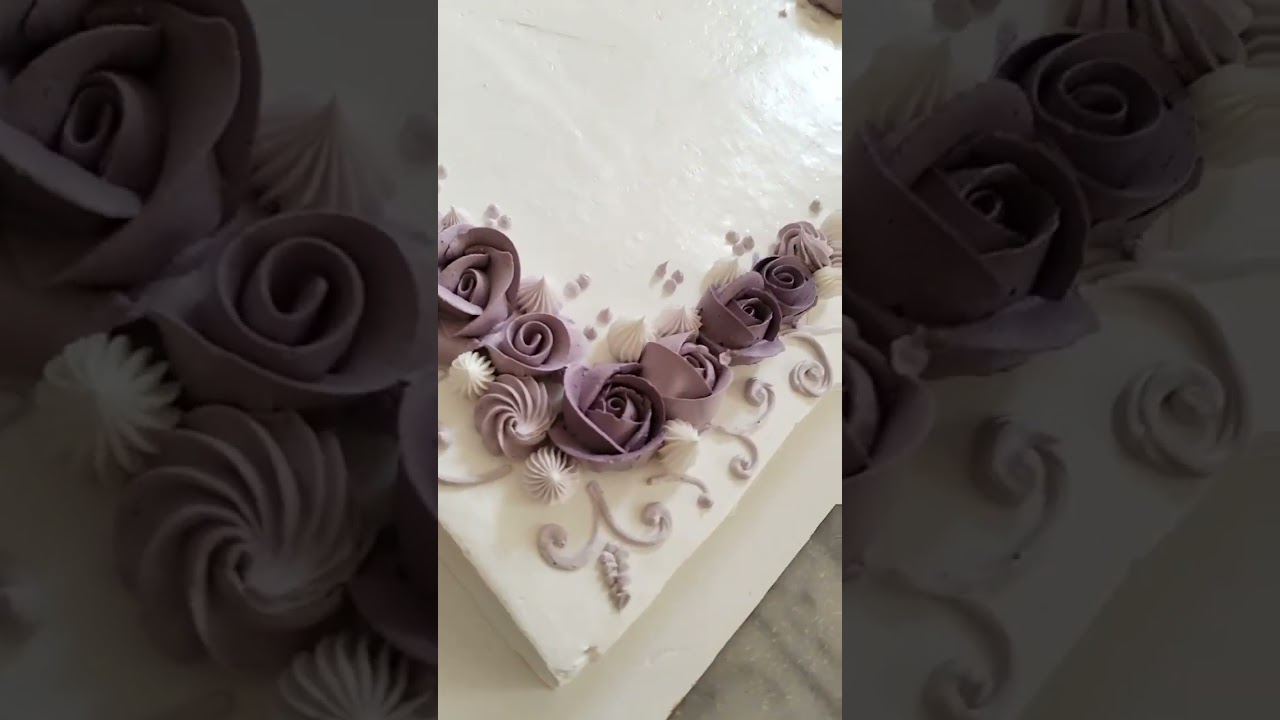 كيكة خطوبة.        engagement cake 🎂