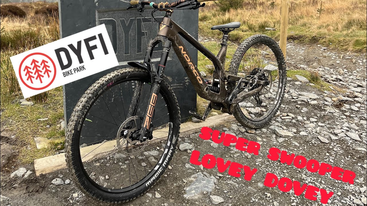 Lovey Dyfi into super swooper Red DYFI bike park