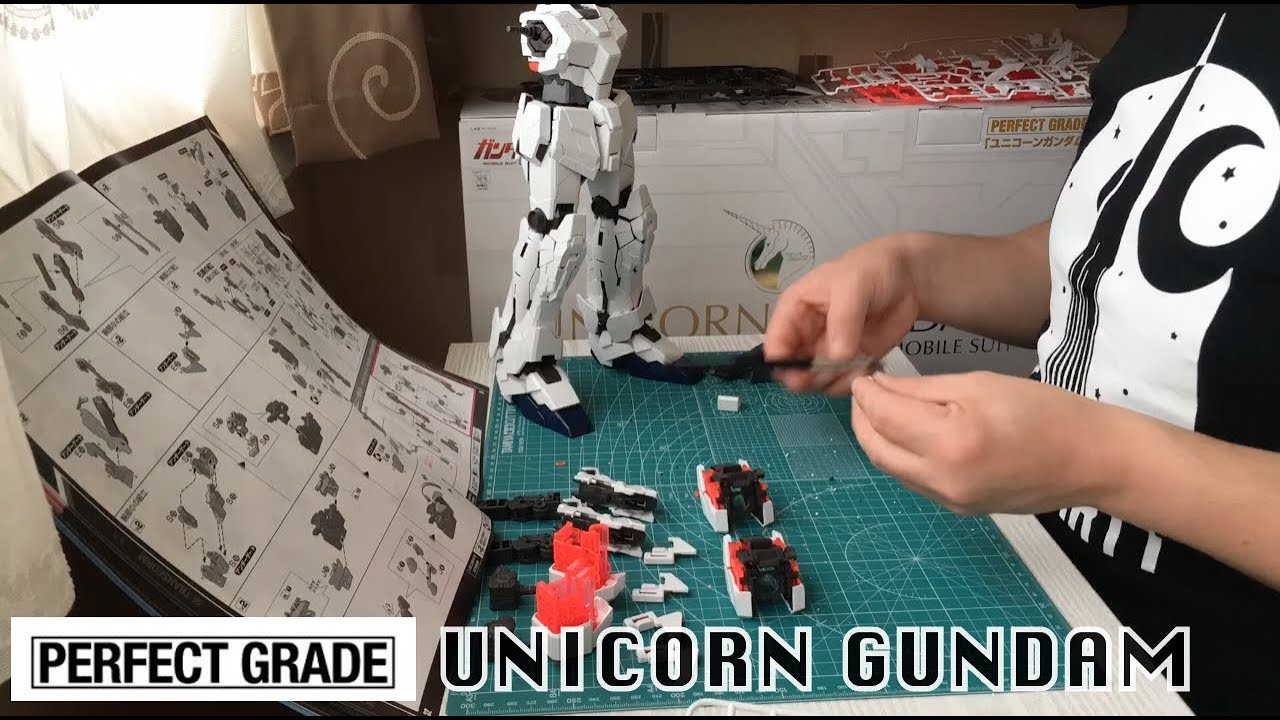 Perfect Grade Unicorn Gundam Time Lapse Build