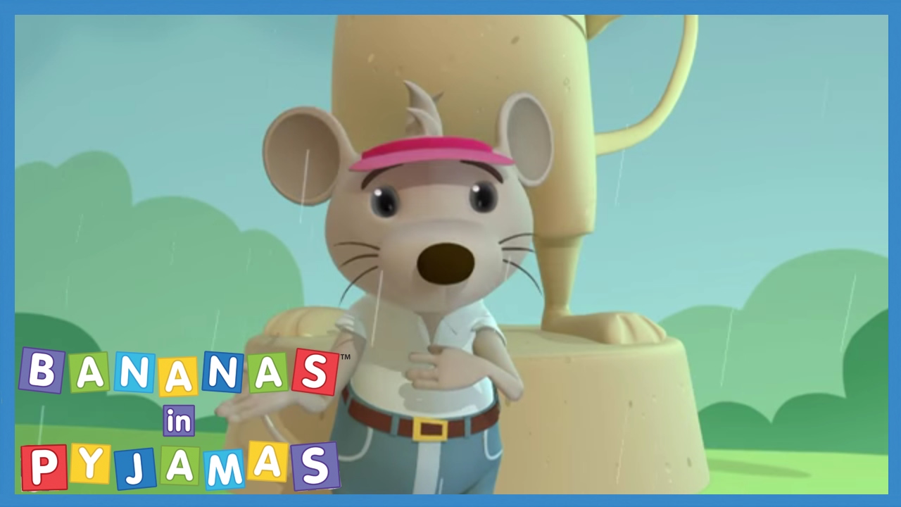 Unveiling of the Statue - Bananas in Pyjamas Official