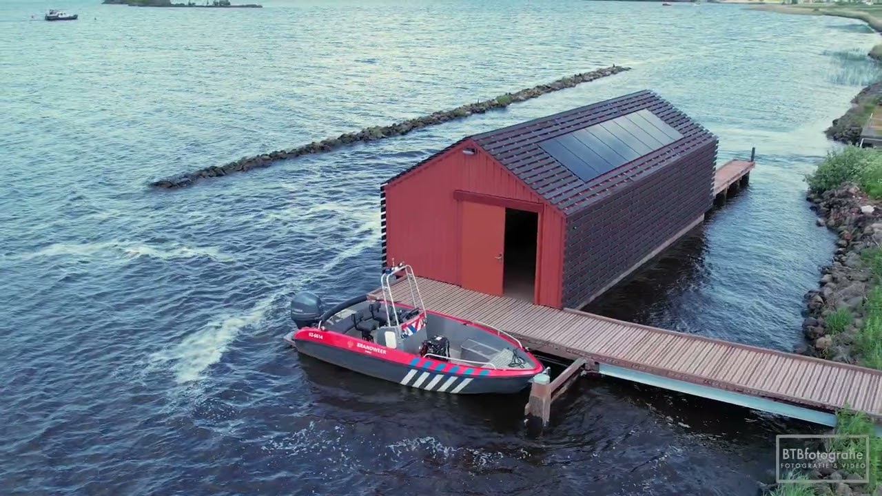 Officiële opening boothuis brandweer Echten