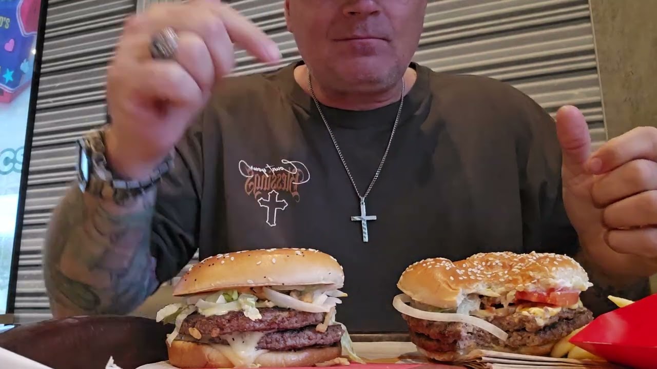 McDonalds Big Arch VS Burger King Double Whopper