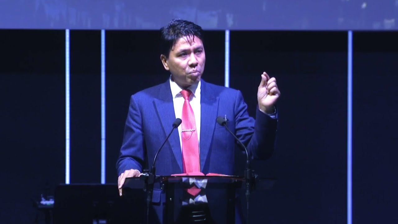 Rev. John Van Din Thang - Suat Tuat A Theilo Laimi