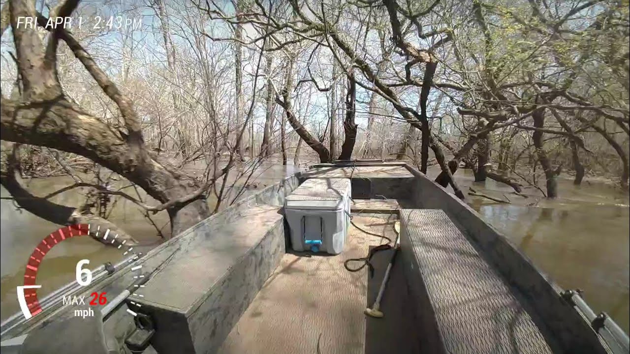 Wrecked The Boat and Lost My Chainsaw On Neches River