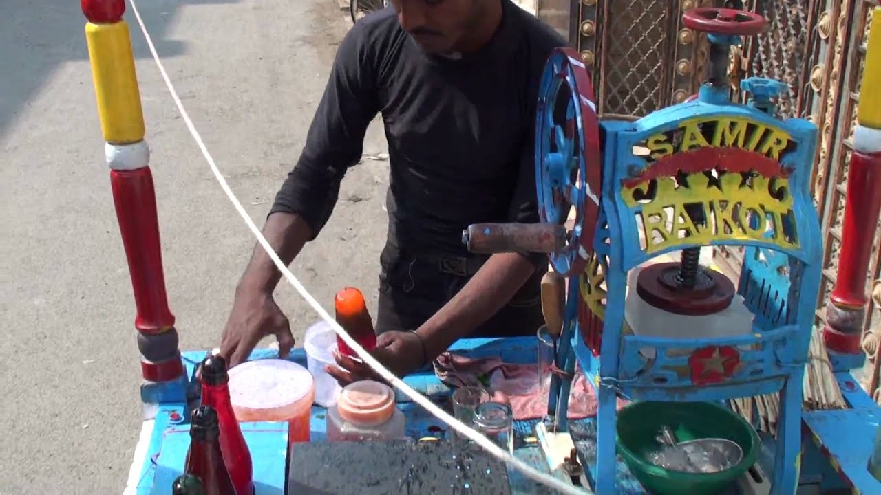 Navsari, Gujarat, India - Snow Cone Cart