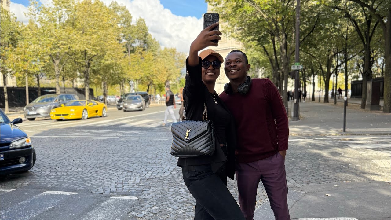 Belle partie de bowling à Paris entre  Ulrich takam et Ornella Tchuente 