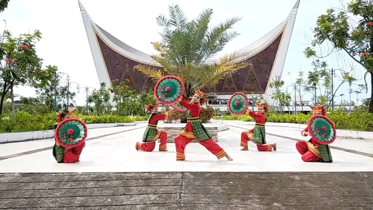 Tari Limo Sapayuang - Sanggar Seni Mutiara Minang