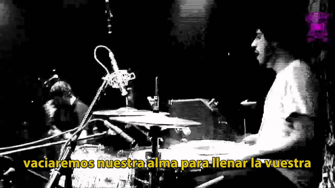 Berri Txarrak - Jaio.Musika.Hil (live) (subtítulos castellano)