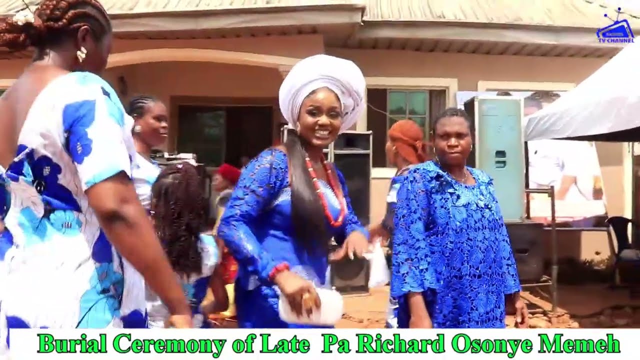 ONUIKA LIVE AT THE BURIAL  OF LATE PA RICHARD OSONYE MEMEH IN OWANTA ALIOSIMI (IETV)