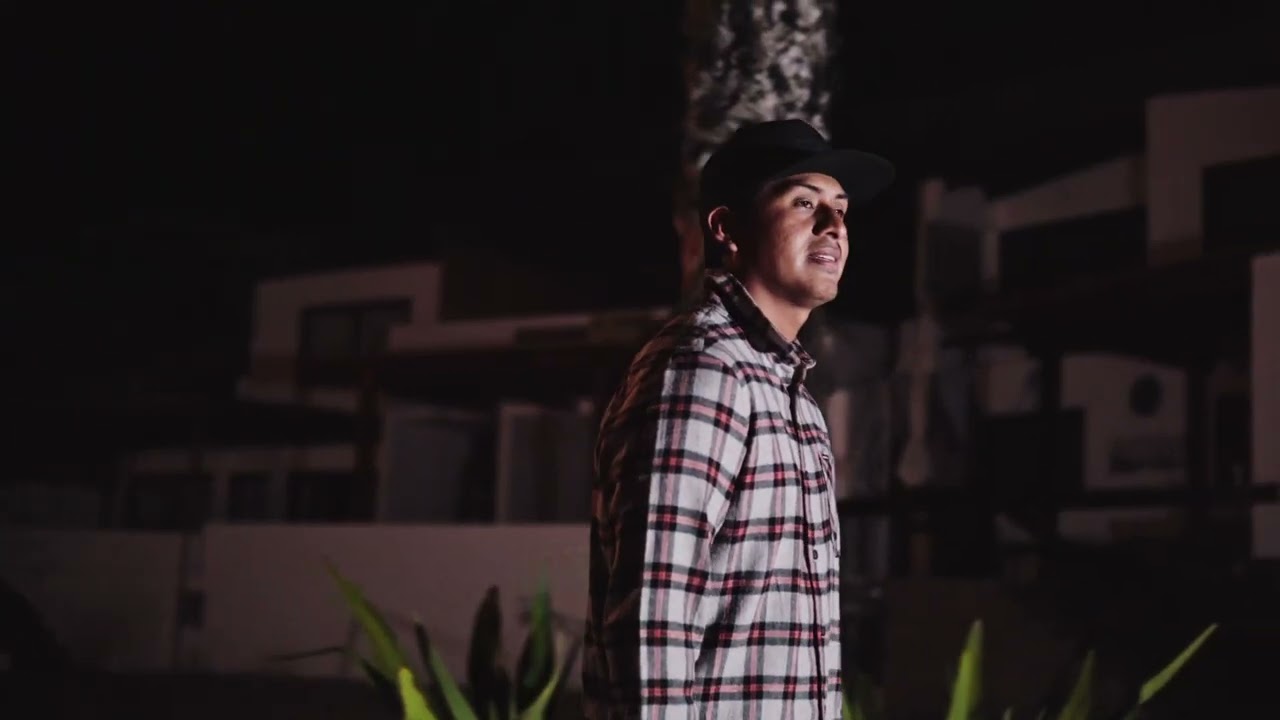 Franelas | In Between Lines