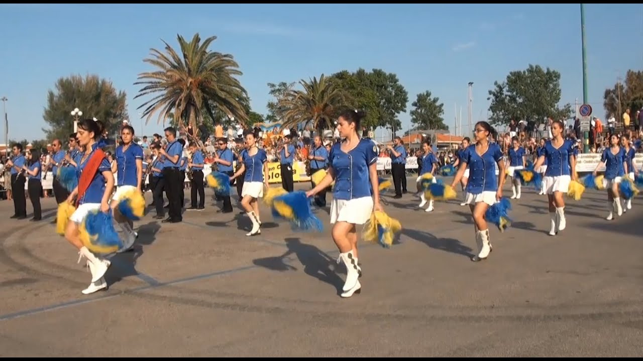 COMPLESSO BANDISTICO ATESSA 87 E MAJORETTES