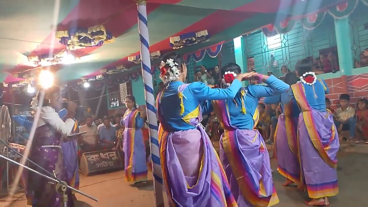 অসাধারণ একটি ধামাইলগান,বাঁশি তরে করি গো মানা, রাঁধা বলে আর বাজাইও না,(কণ্ঠ স্বর) মৌসুমী 