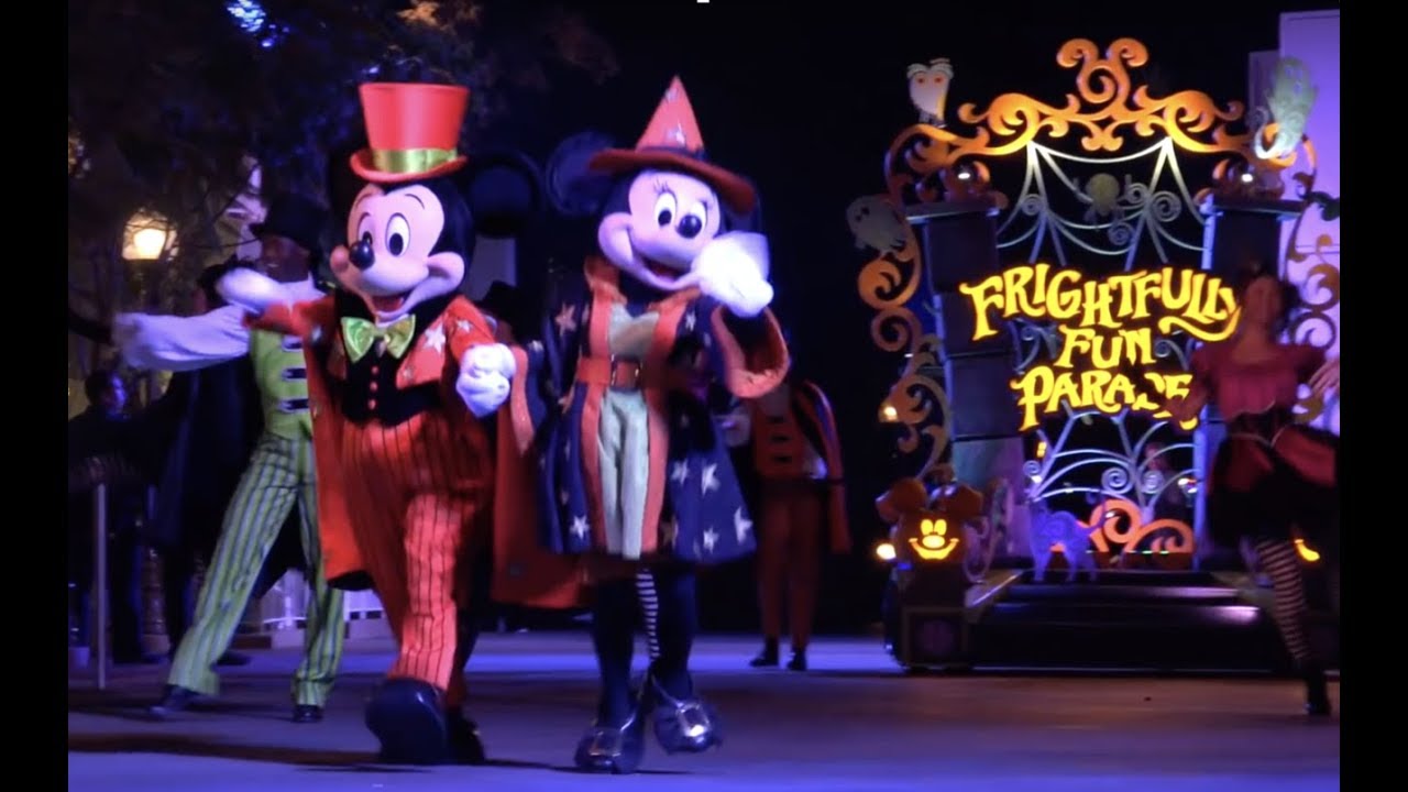 Frightfully Fun Parade 2018 - Mickey’s Halloween Party, Disneyland Park