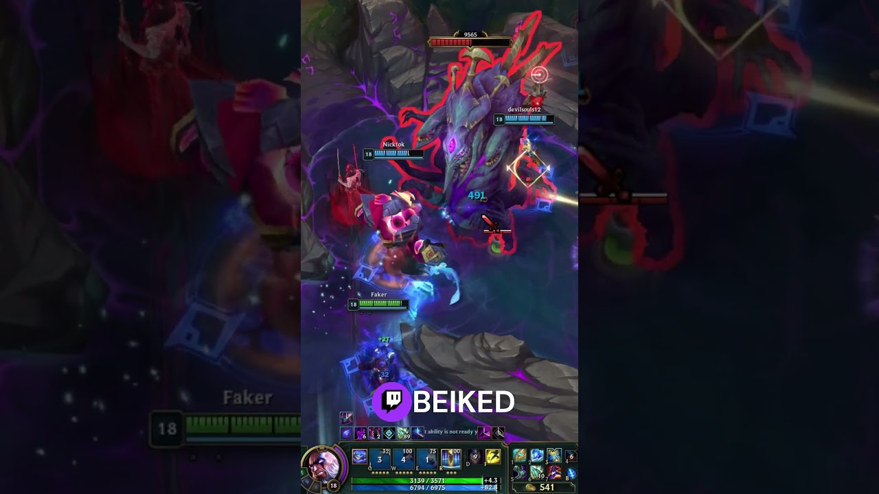 SIMPLEMENTE QUE VIVA EL LOL