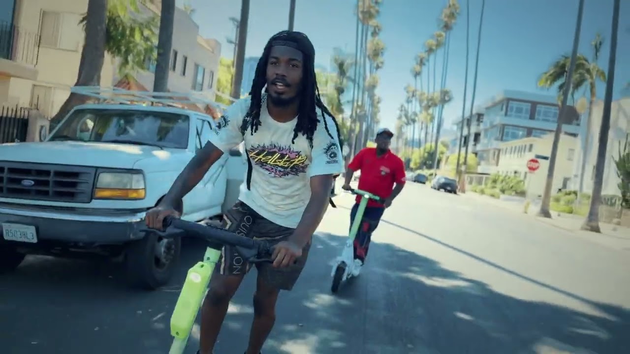 Jordan Perfect - Jet 2 Holiday (feat. Amorr & 72) (Official Video)