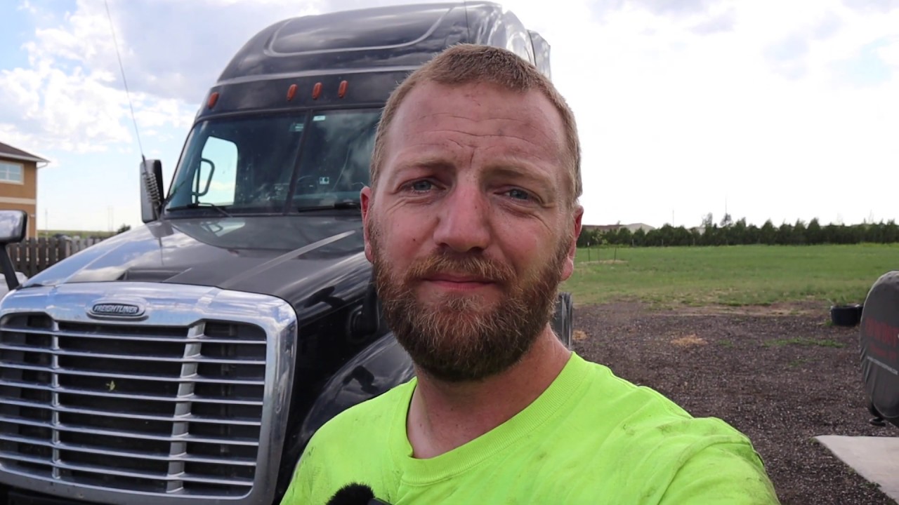 Changing a semi truck clutch in 10 minutes!