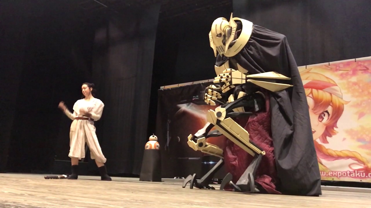 Expotaku Zaragoza 2017 Grievous vs Rei + BB8 StarWars cosplay