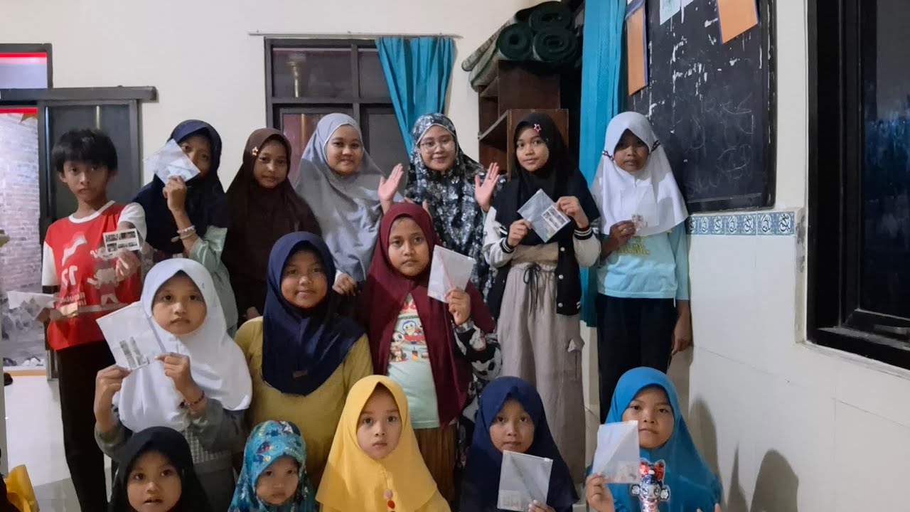 Bersama Anak Anak Ngaji  in Sirnabaya 