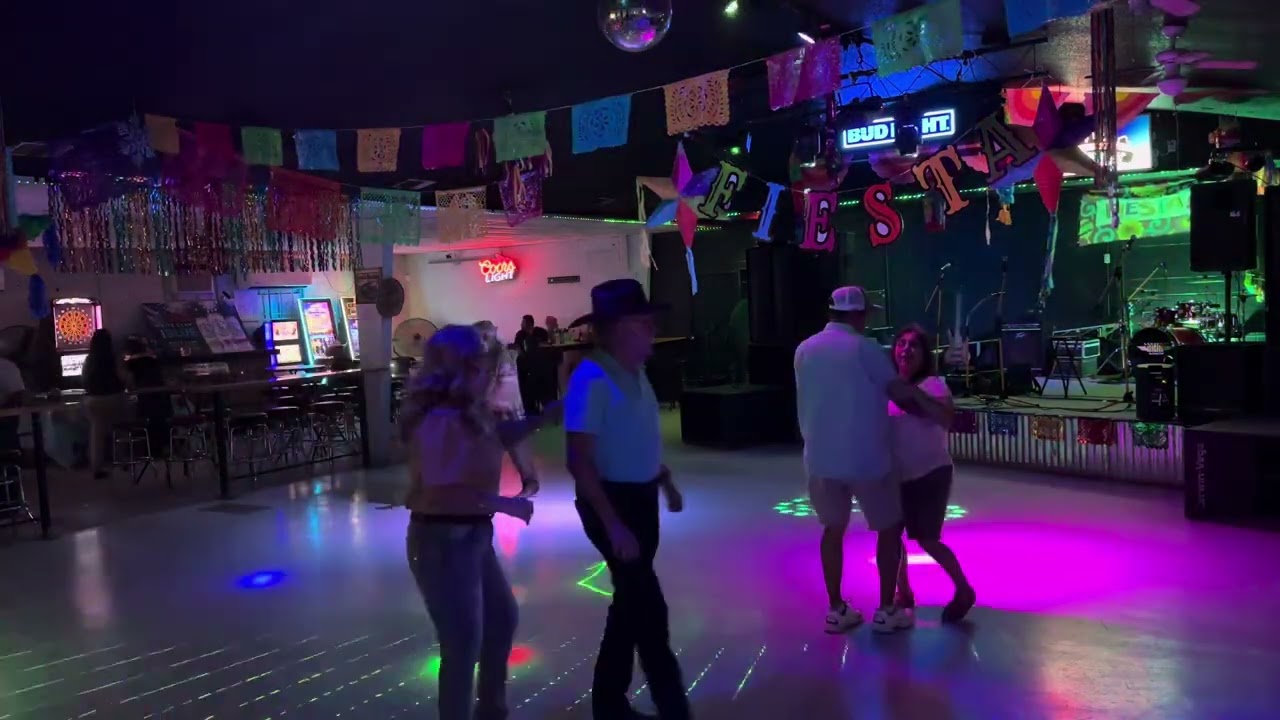 Country, Tejano, Conjunto, Cumbias, DJ Felix @Slim’s Sports Bar