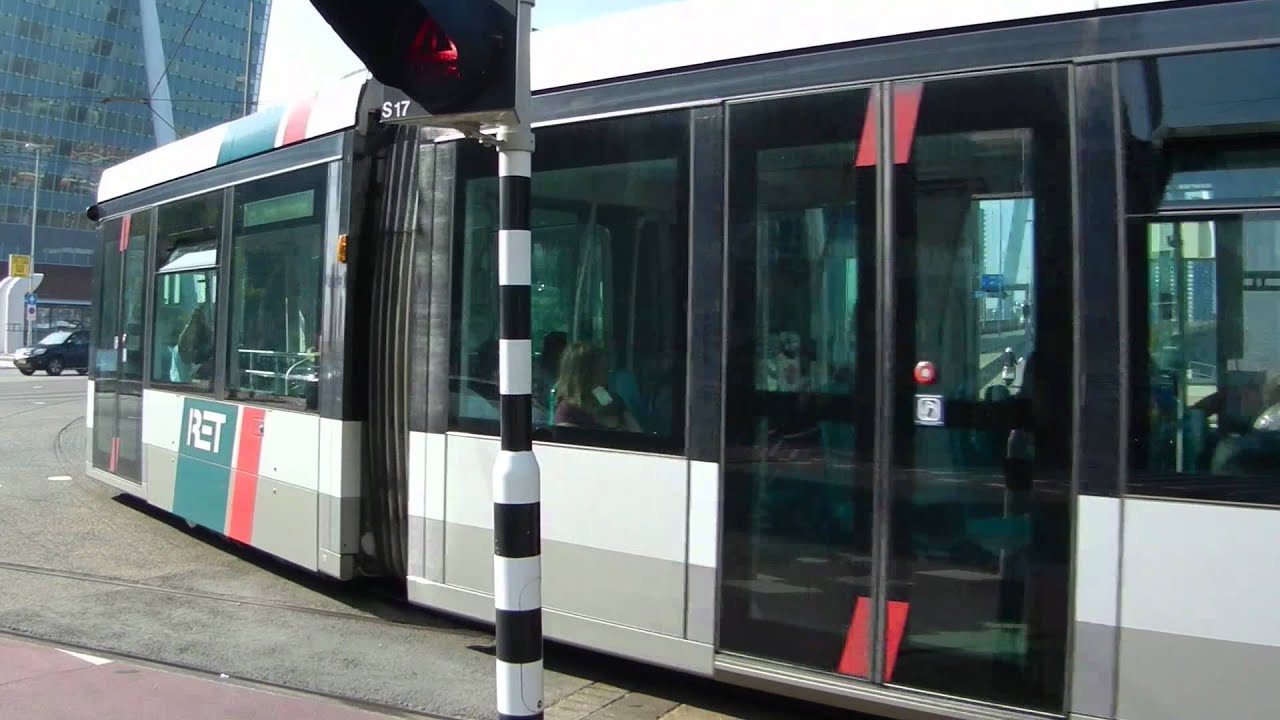 RET Alstom Citadis trams rond de Erasmusbrug (Halte Wilhelminaplein)