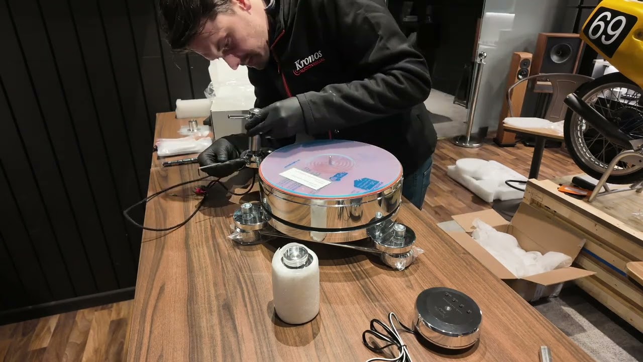 I Built a CUSTOM Acoustic Solid Machine Turntable for a LUCKY Customer!